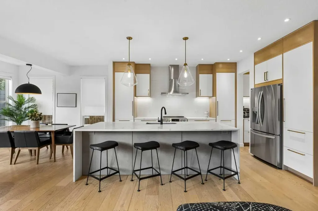 96 Cranridge Crescent SE Calgary AB T3M 0J3
