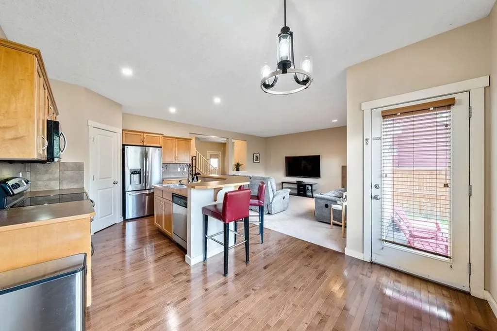 1625 Copperfield Boulevard SE Calgary AB T2Z 0L2