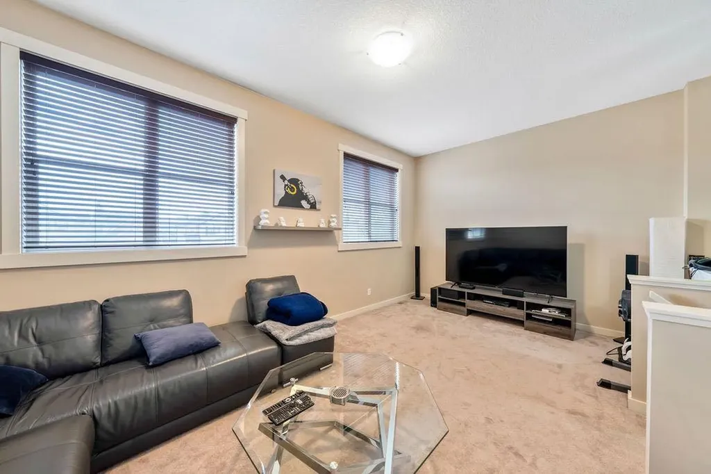 1625 Copperfield Boulevard SE Calgary AB T2Z 0L2
