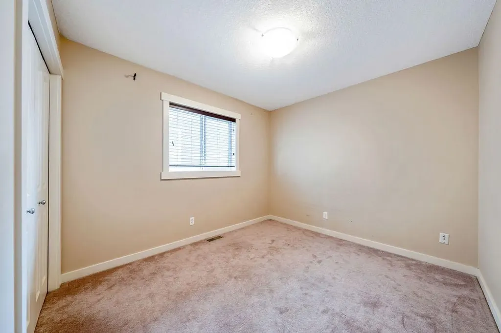 1625 Copperfield Boulevard SE Calgary AB T2Z 0L2
