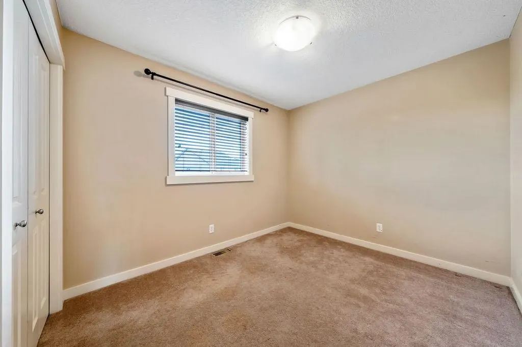 1625 Copperfield Boulevard SE Calgary AB T2Z 0L2