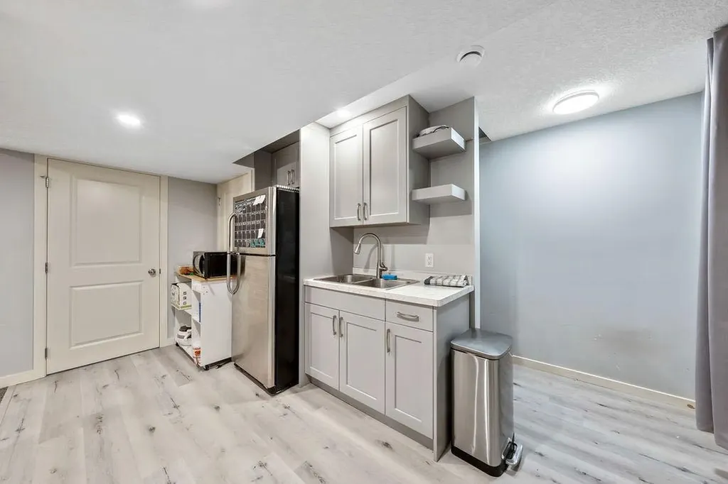 1625 Copperfield Boulevard SE Calgary AB T2Z 0L2