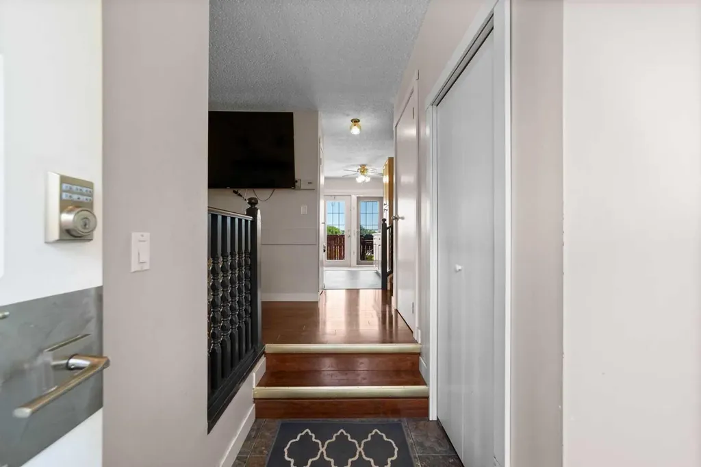 5407 48 Avenue Killam AB T0B 2L0