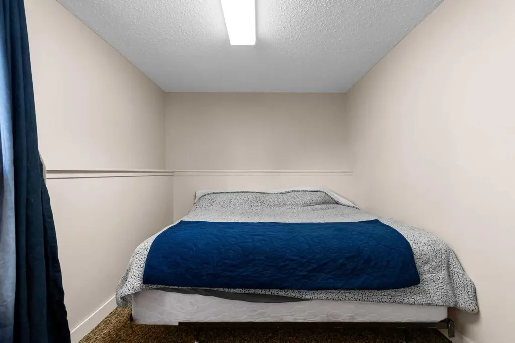 5407 48 Avenue Killam AB T0B 2L0