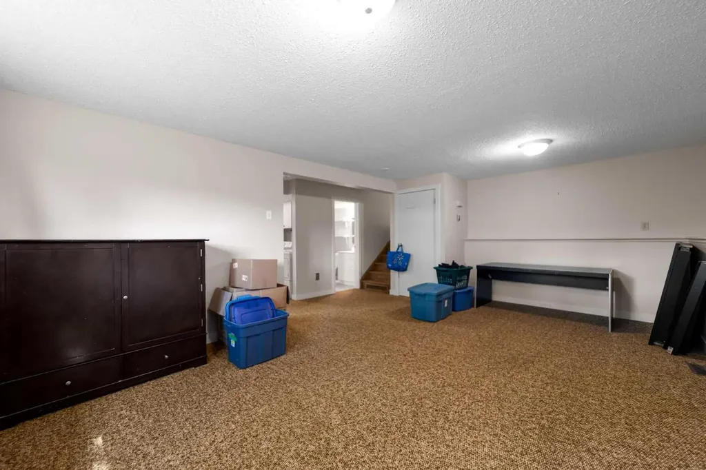 5407 48 Avenue Killam AB T0B 2L0