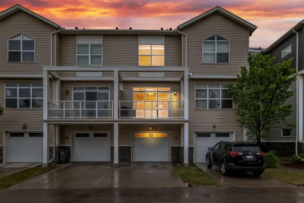 608 Redstone View NE Calgary AB T3N 0M9