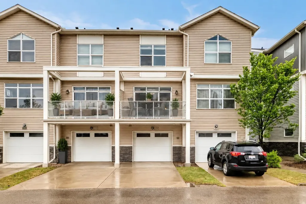 608 Redstone View NE Calgary AB T3N 0M9