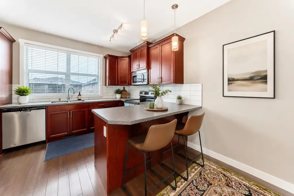 608 Redstone View NE Calgary AB T3N 0M9