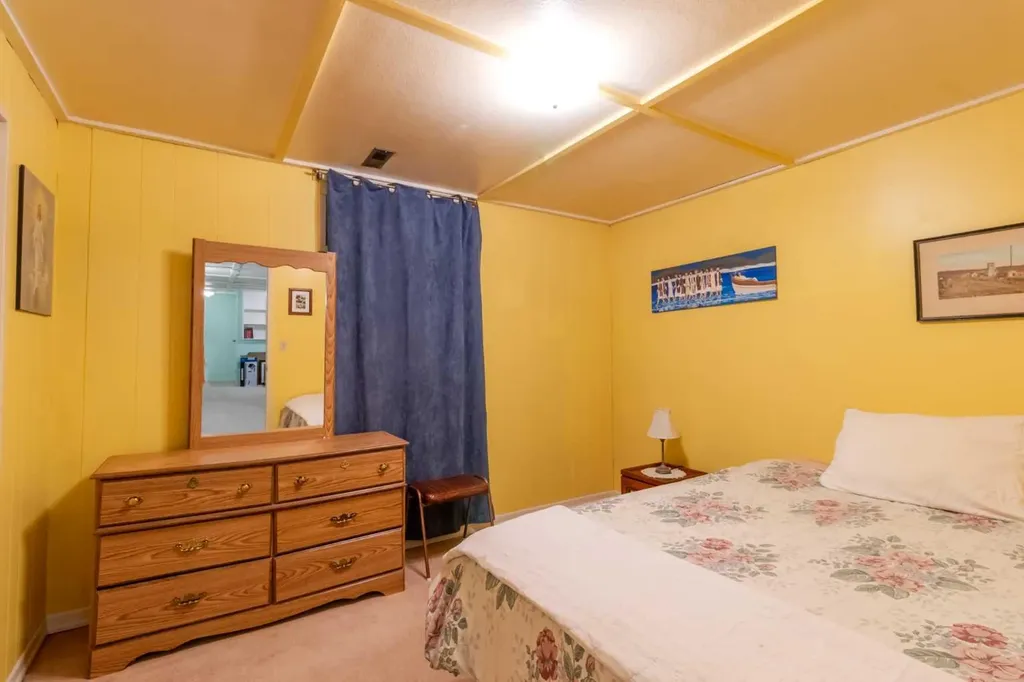 39 Ogden Ave. Avenue Red Deer AB T4N 5B2