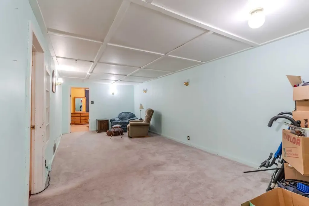 39 Ogden Ave. Avenue Red Deer AB T4N 5B2
