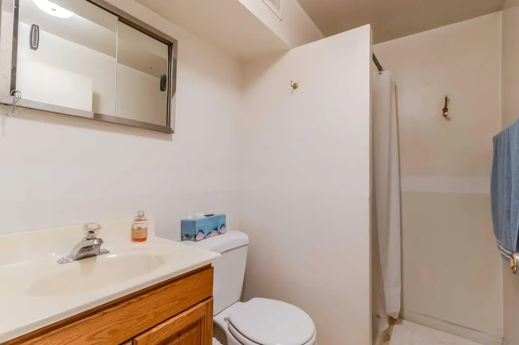 39 Ogden Ave. Avenue Red Deer AB T4N 5B2