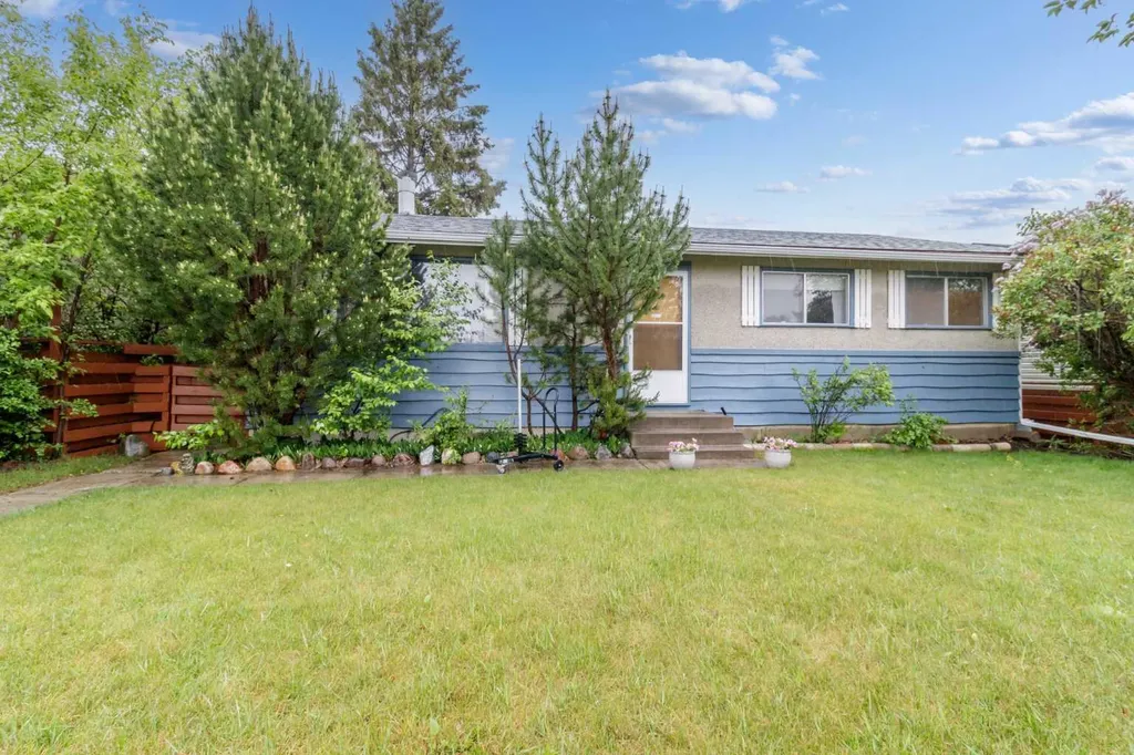 39 Ogden Ave. Avenue Red Deer AB T4N 5B2