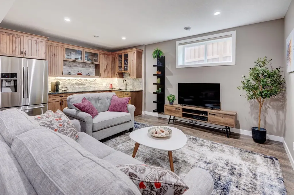 300 Aspenmere Way Chestermere AB T1X0Y2