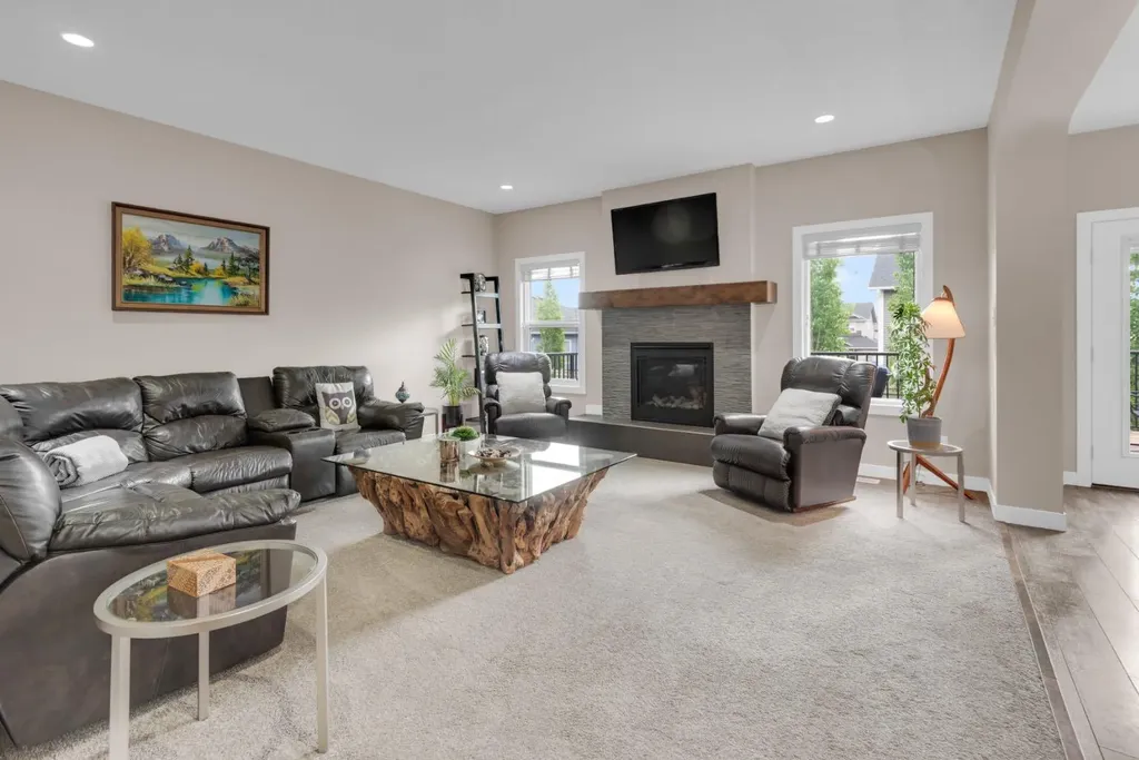 300 Aspenmere Way Chestermere AB T1X0Y2