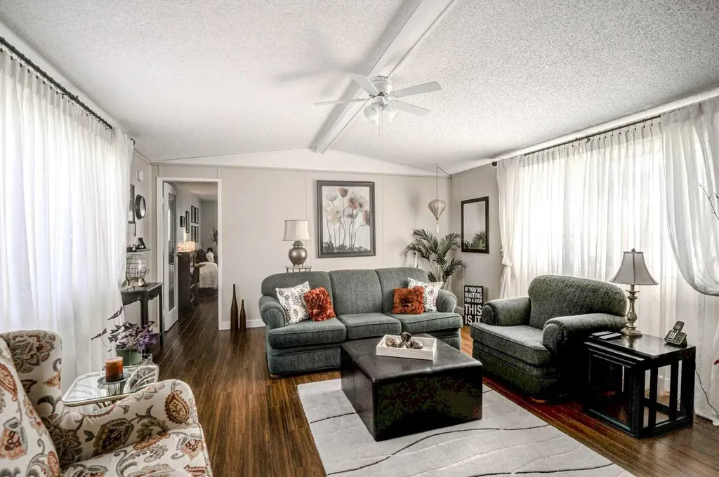 99 Arbour Lake Road NW Calgary AB T3G 4E4