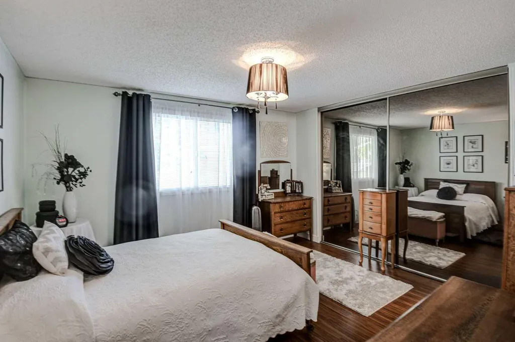 99 Arbour Lake Road NW Calgary AB T3G 4E4