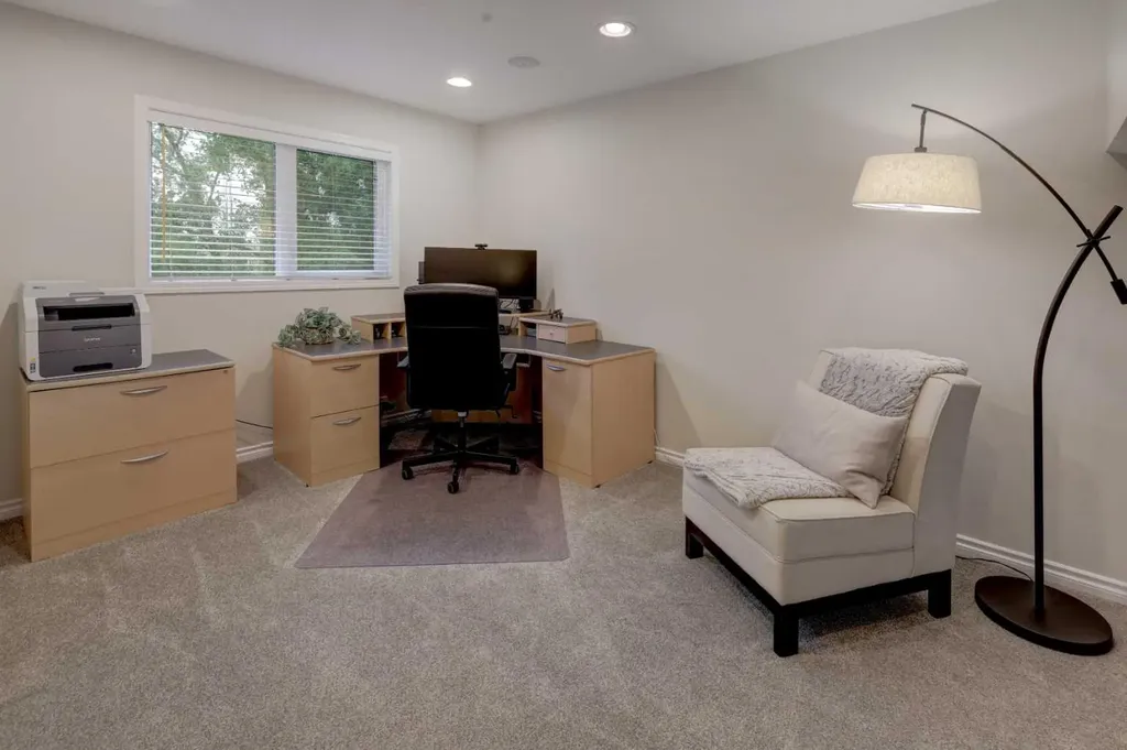 174 Mt Robson Close SE Calgary AB T2Z 2E2