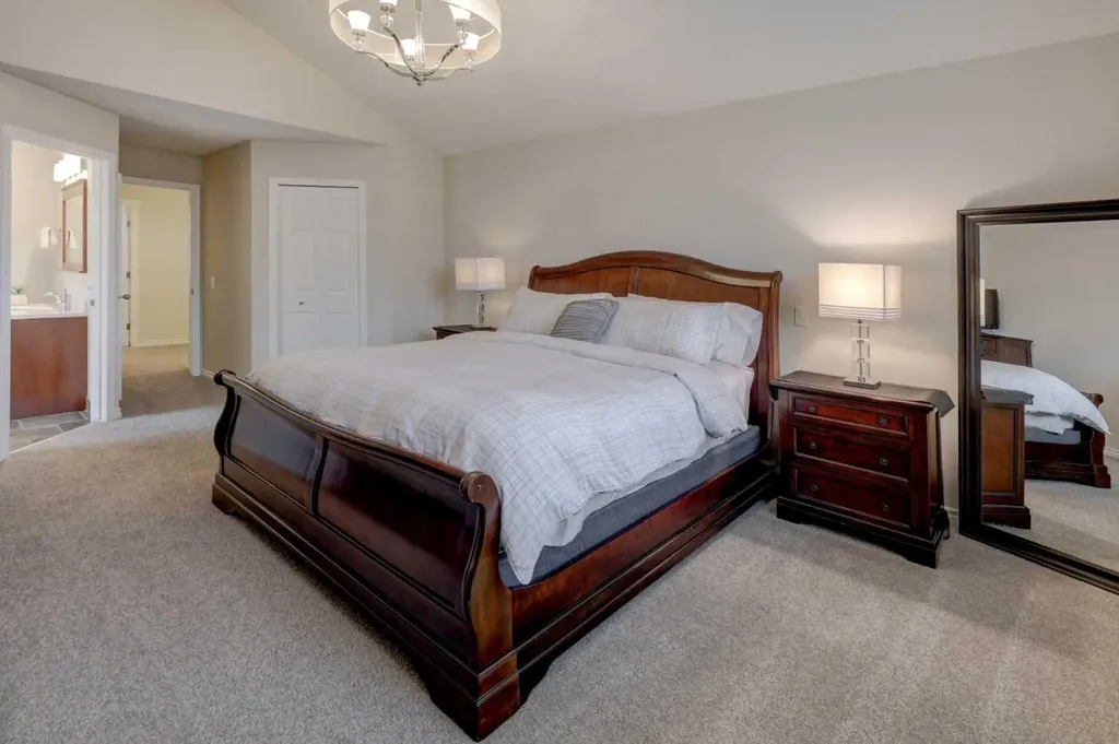 174 Mt Robson Close SE Calgary AB T2Z 2E2