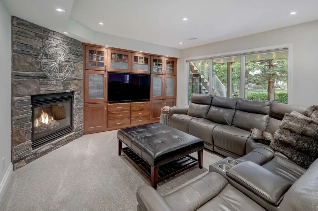 174 Mt Robson Close SE Calgary AB T2Z 2E2