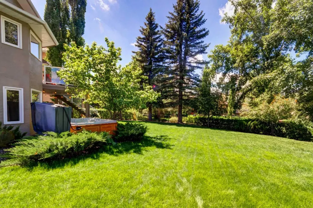 174 Mt Robson Close SE Calgary AB T2Z 2E2