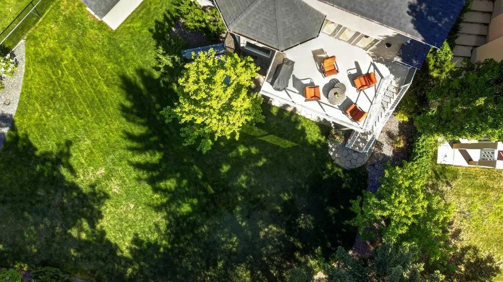 174 Mt Robson Close SE Calgary AB T2Z 2E2