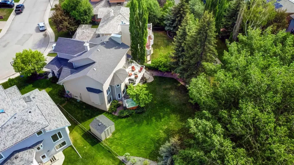 174 Mt Robson Close SE Calgary AB T2Z 2E2