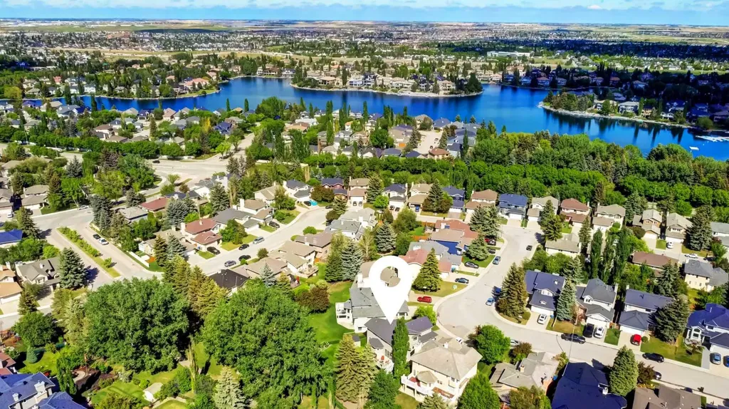 174 Mt Robson Close SE Calgary AB T2Z 2E2