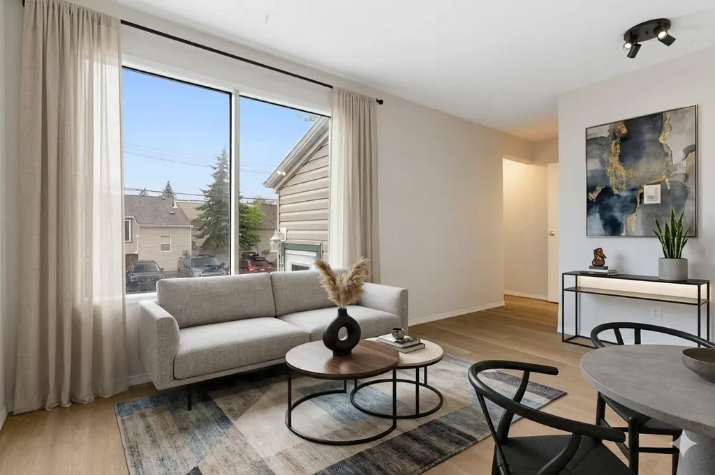 8544 48 Avenue NW Calgary AB T3B 2A6