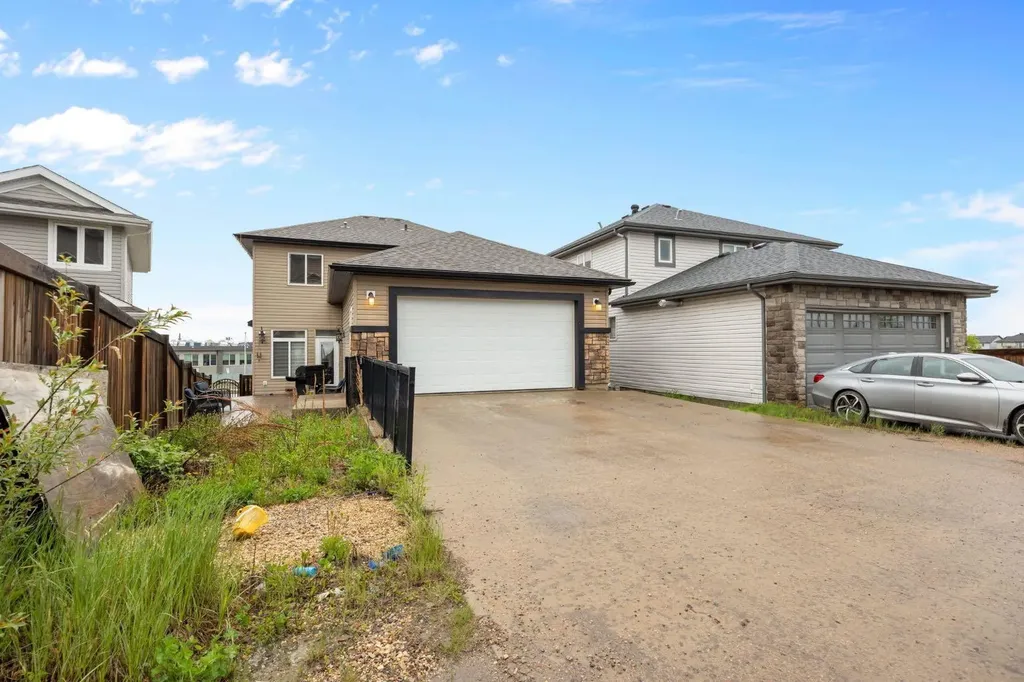 104 Crane Rise Fort Mcmurray AB t9k 0r6
