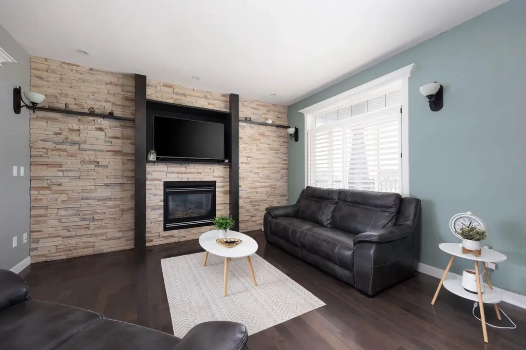 104 Crane Rise Fort Mcmurray AB t9k 0r6