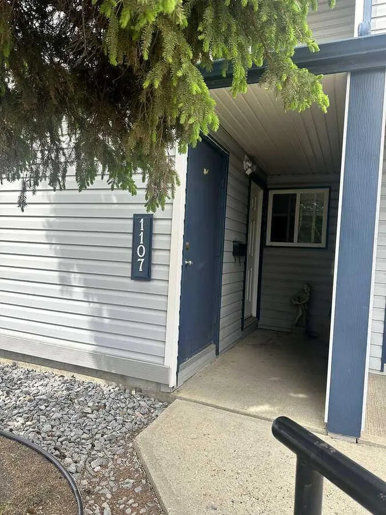 7201 Poplar Drive Grande Prairie AB T8V 6C5