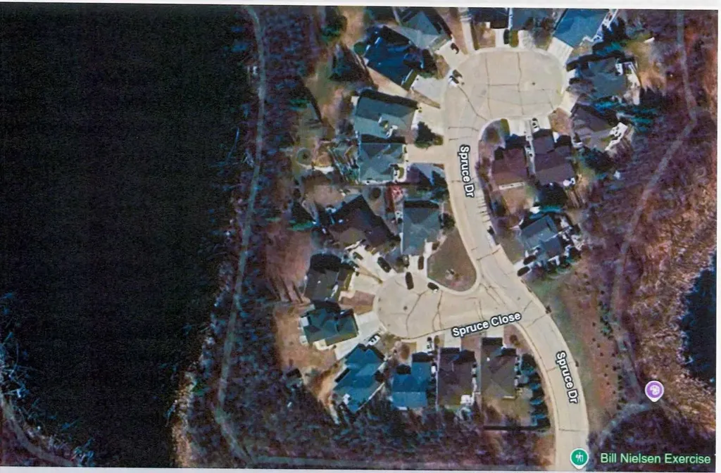 6 Spruce Close Lacombe AB T4L 2L3