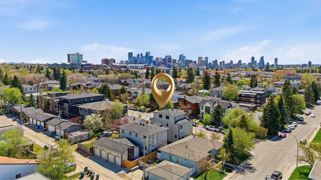 1636 19 Avenue NW Calgary AB T2M1B1
