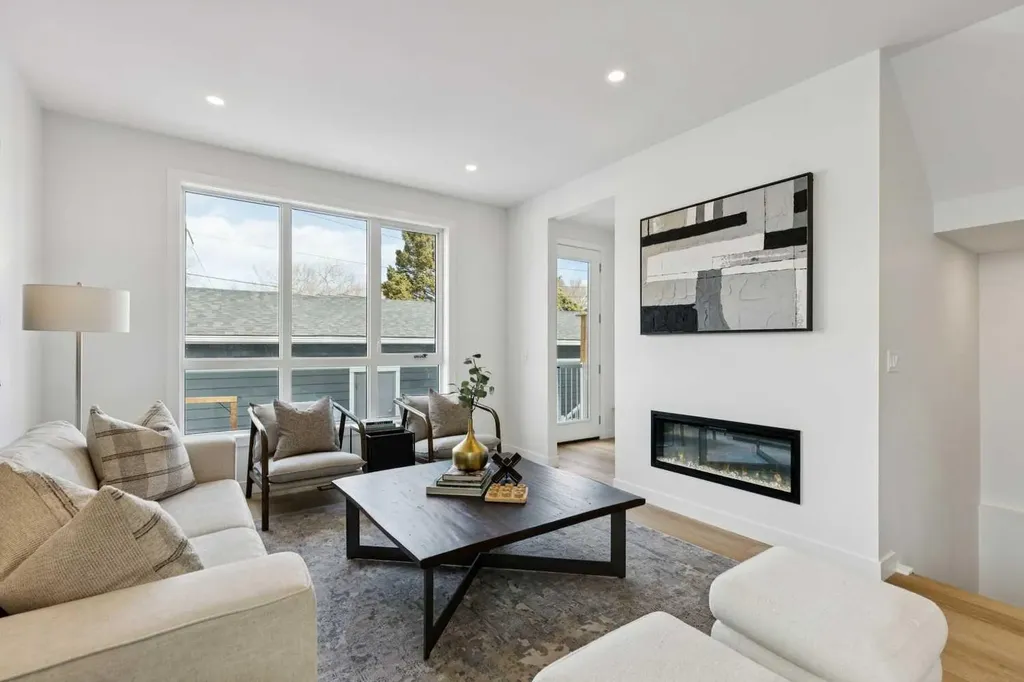 440 32 Avenue NW Calgary AB T2M2P9