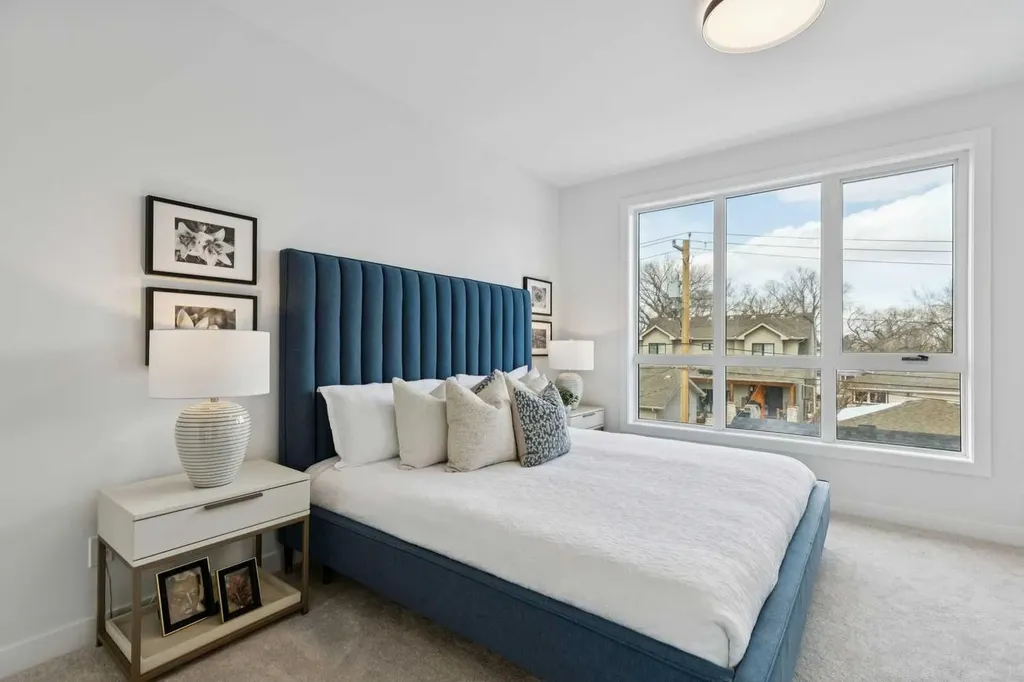 440 32 Avenue NW Calgary AB T2M2P9