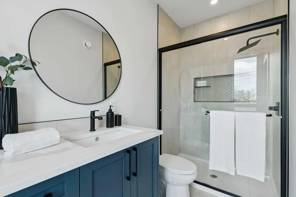 440 32 Avenue NW Calgary AB T2M2P9