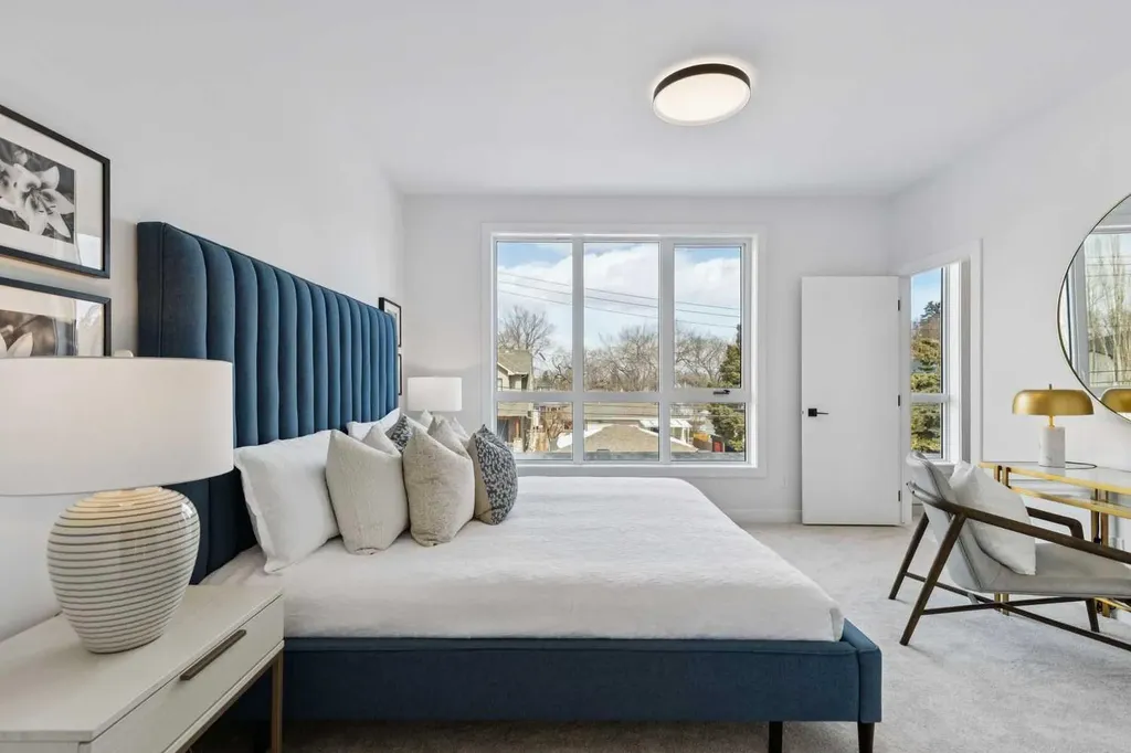 440 32 Avenue NW Calgary AB T2M2P9