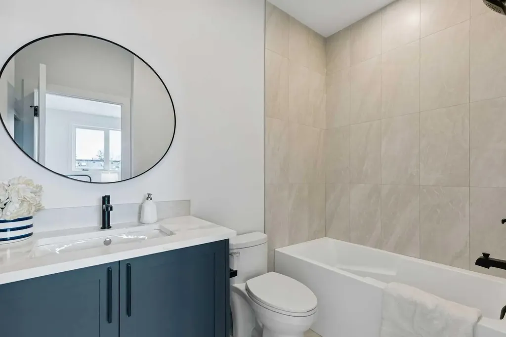 440 32 Avenue NW Calgary AB T2M2P9