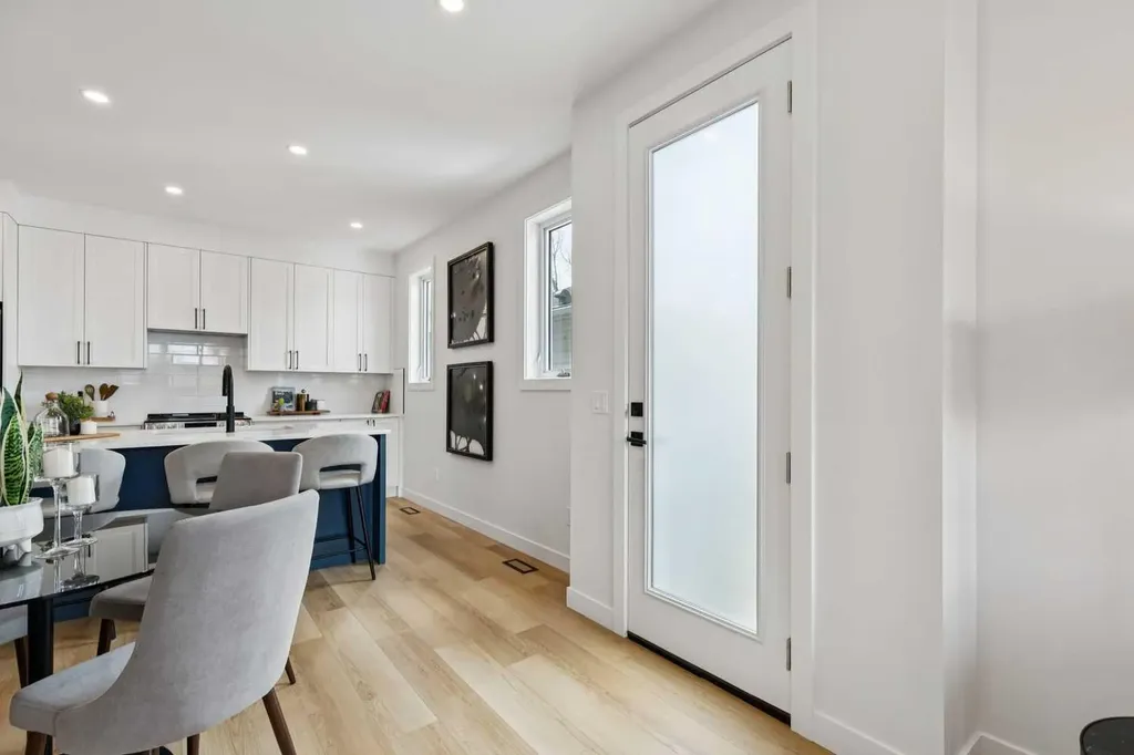 440 32 Avenue NW Calgary AB T2M2P9