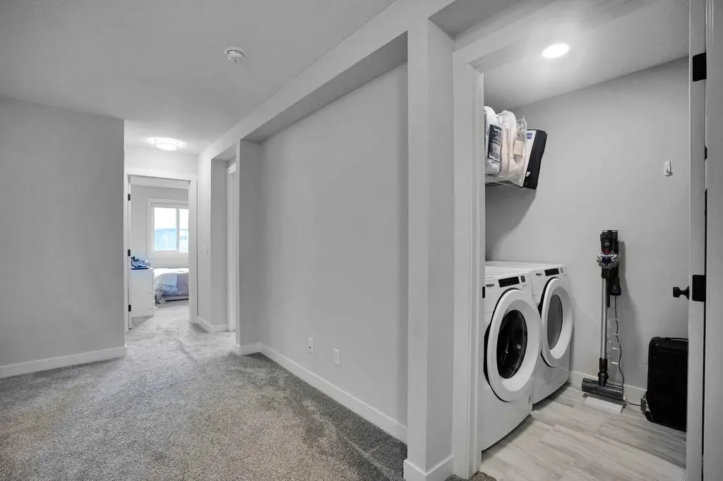 44 Seton Villas SE Calgary AB T3M 3G6