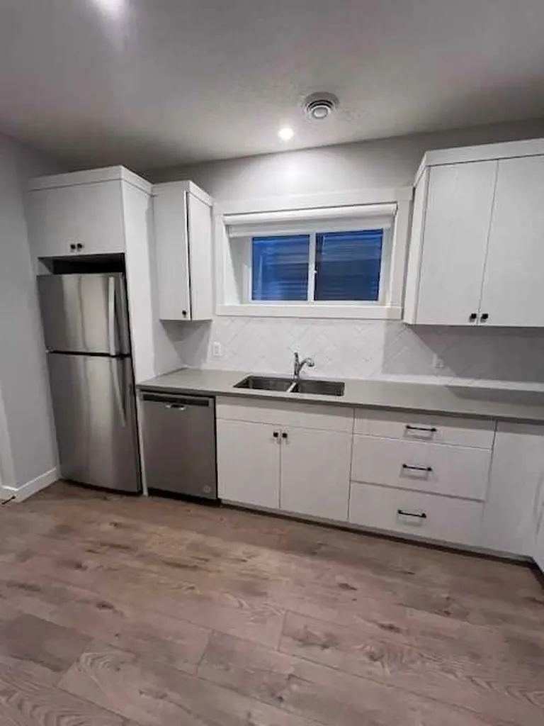 44 Seton Villas SE Calgary AB T3M 3G6