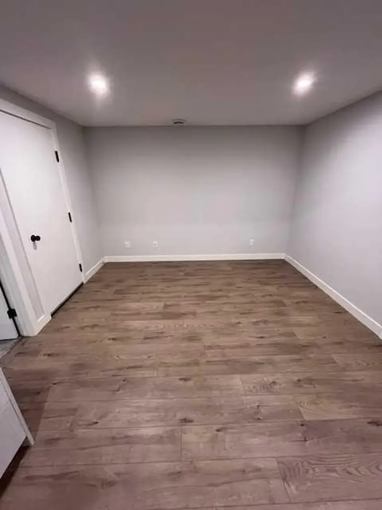 44 Seton Villas SE Calgary AB T3M 3G6