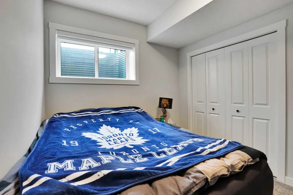 44 Seton Villas SE Calgary AB T3M 3G6