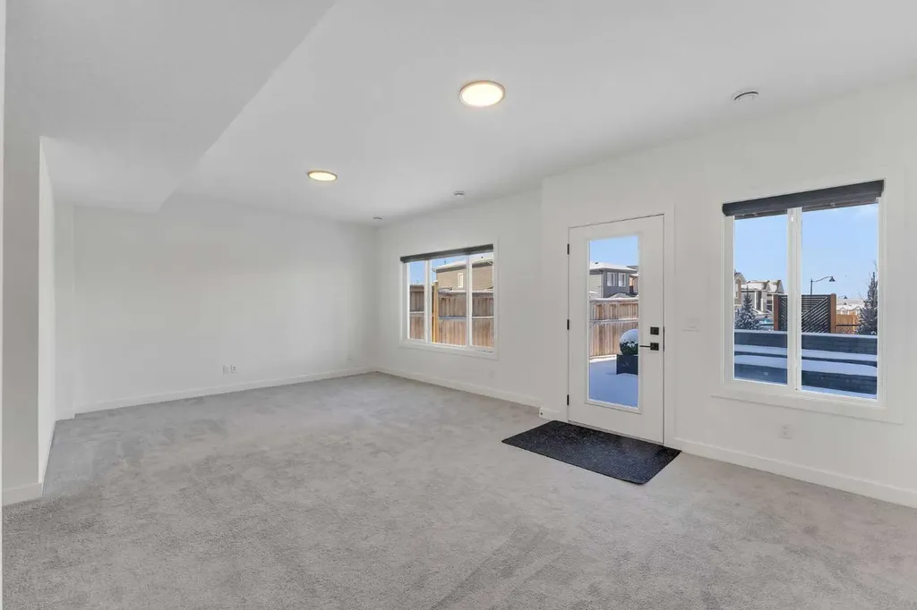 325 Crestmont Drive SW Calgary AB T3B 6G9