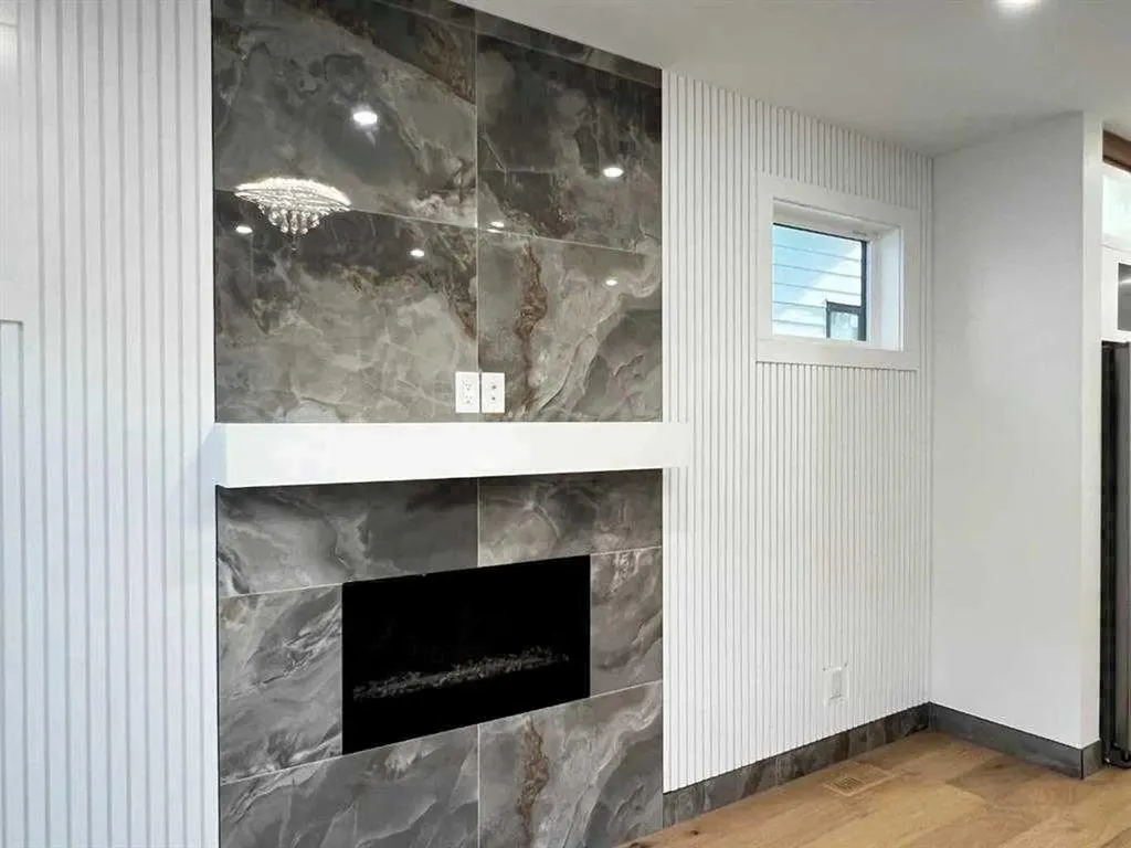 105 Hartford Road NW Calgary AB t2k2a7