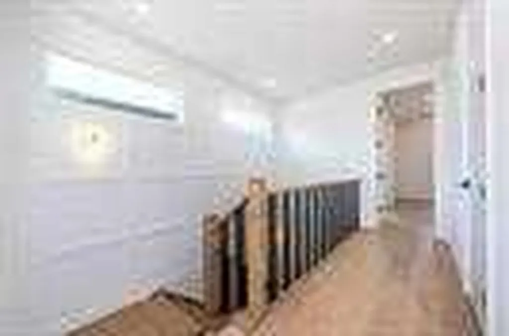 105 Hartford Road NW Calgary AB t2k2a7
