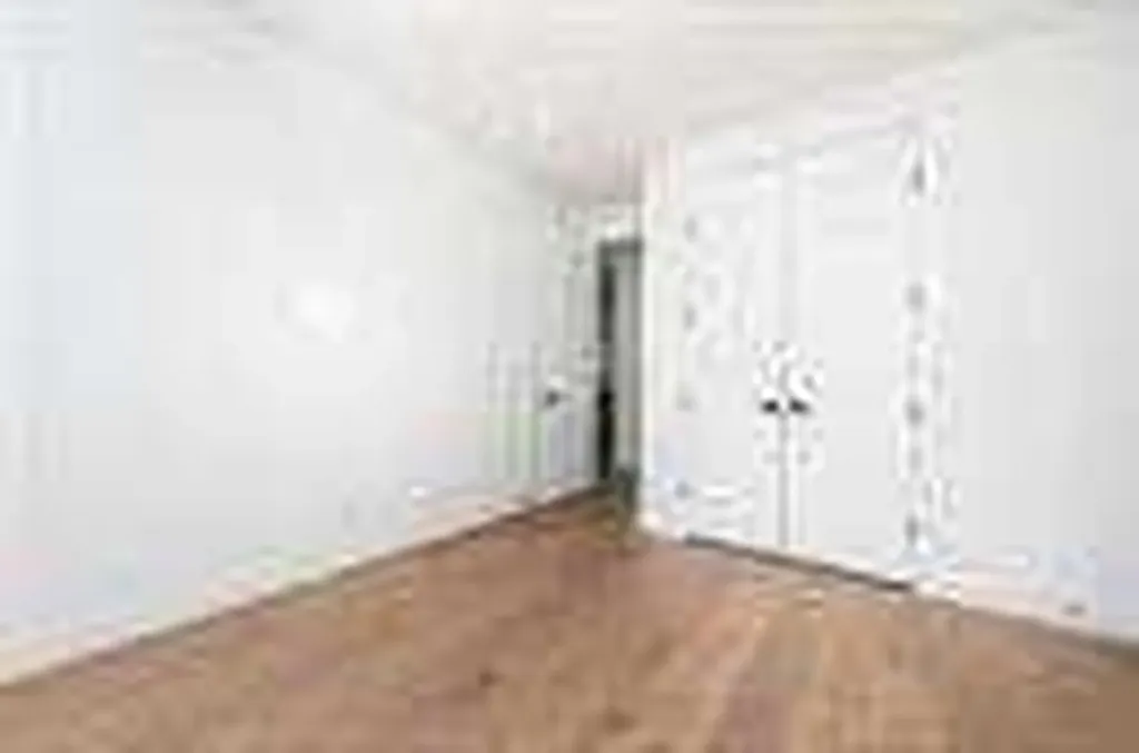 105 Hartford Road NW Calgary AB t2k2a7