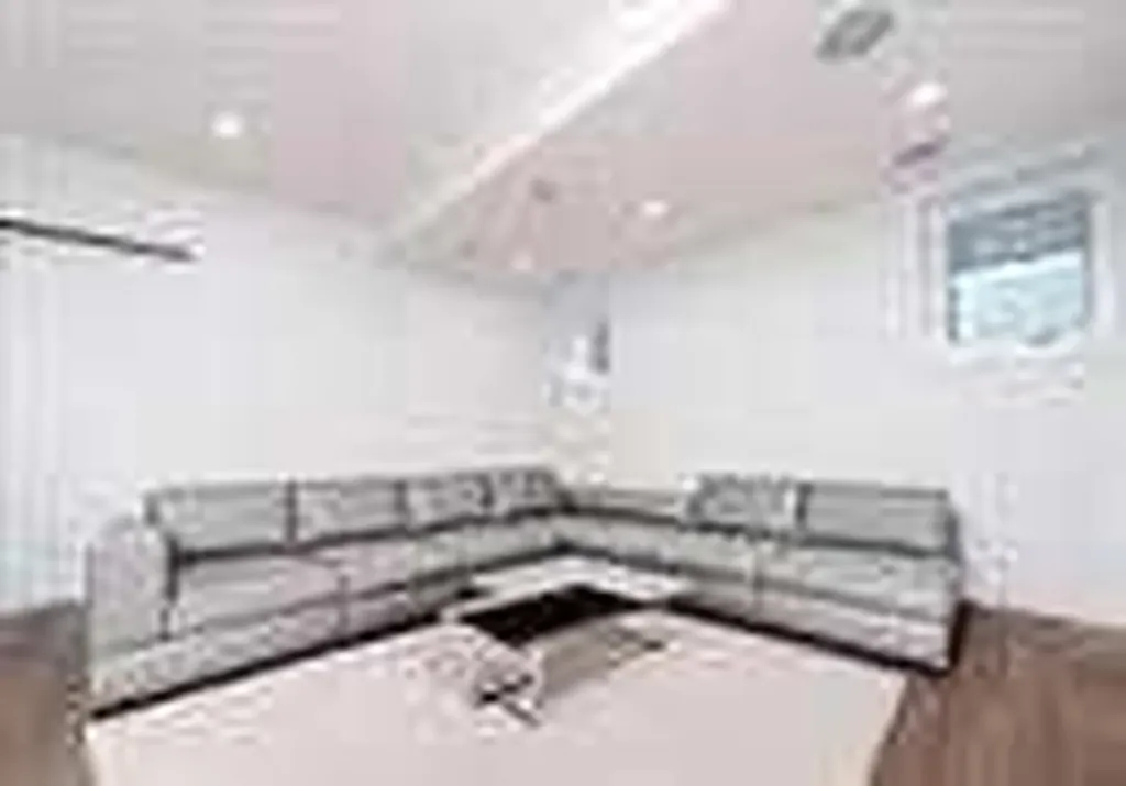 105 Hartford Road NW Calgary AB t2k2a7