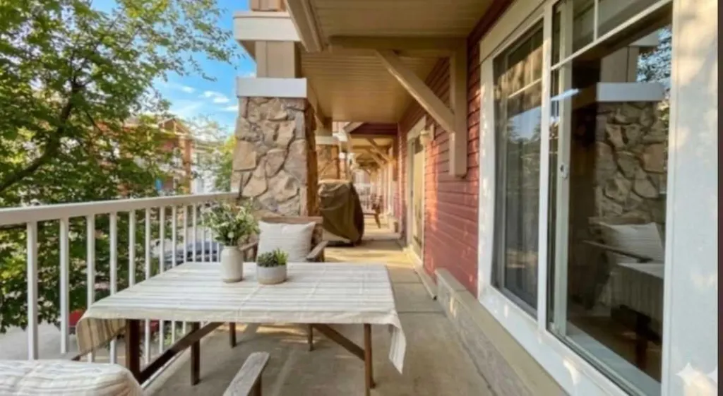 70 Panamount Drive NW Calgary AB T3K6K3