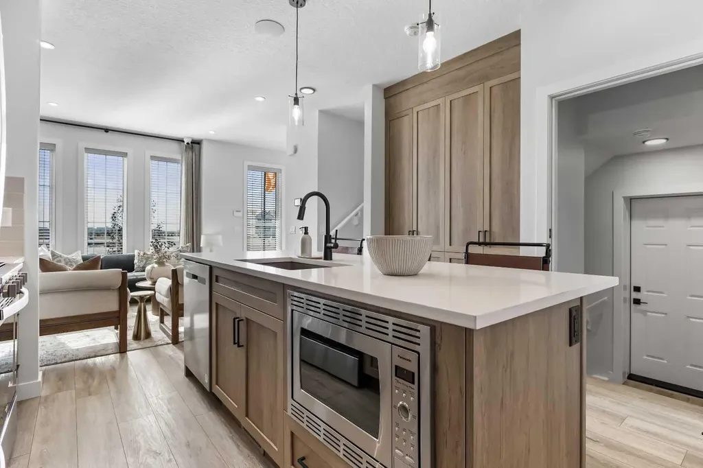 26 Ambleridge Avenue NW Calgary AB T3P3G4